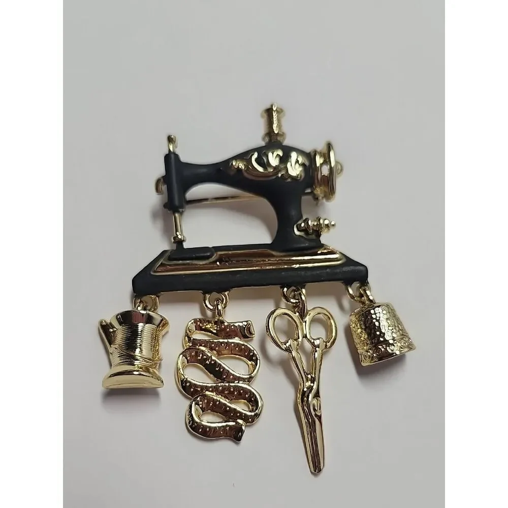 Vintage Danecraft Brooch Of A Vintage Sewing Machine with Dangling Charms